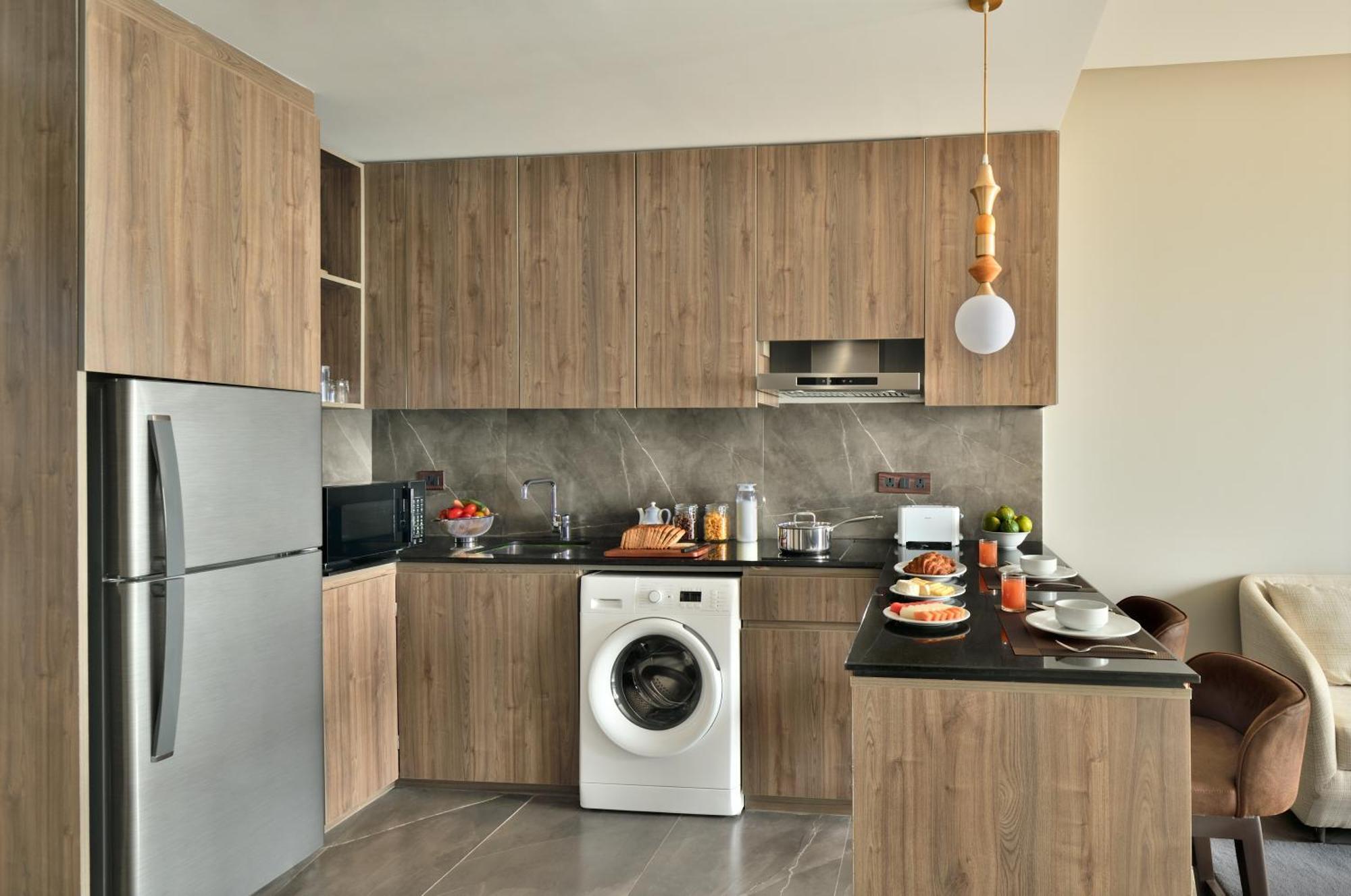 Citadines Paras Square Gurugram Гургаон Екстериор снимка